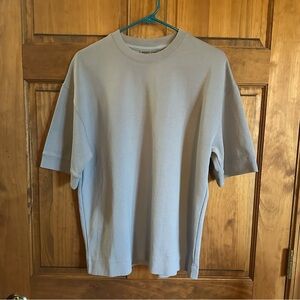 Amongst others! Men's Crewneck Short Sleeve sweater boxy Shirt Light Gray